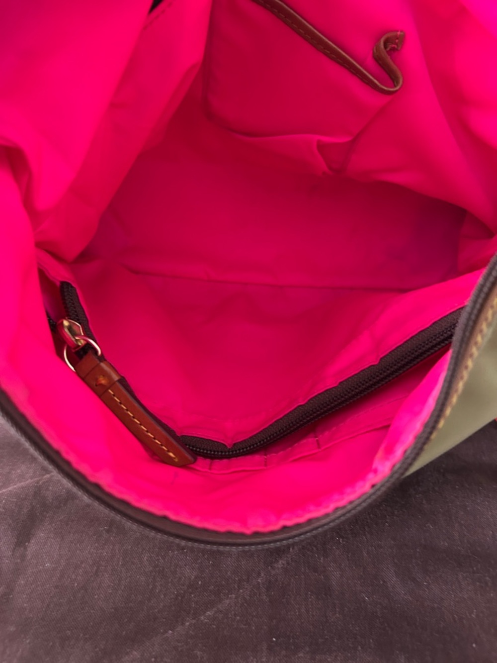 Dooney & Bourke Erica Olive/Tan Nylon
Shoulder Bag - Picture 10 of 10